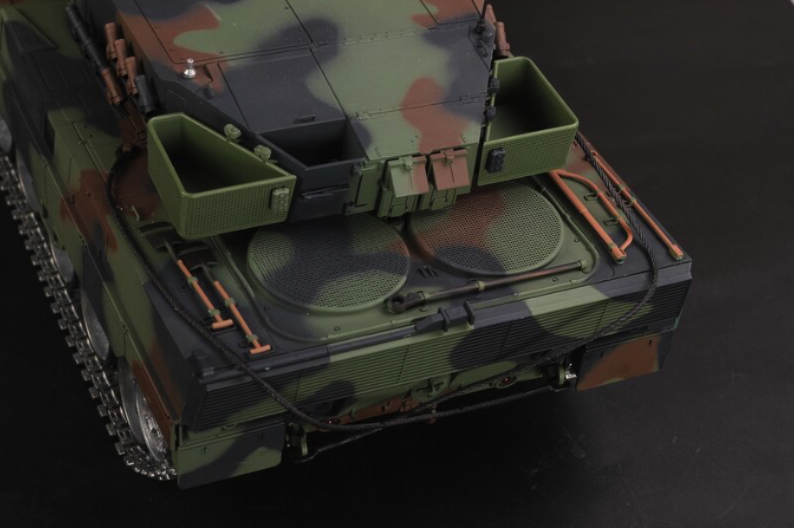 Toro 1/16 RC Leopard 2A6 camo BB+IR (Metal Tracks)