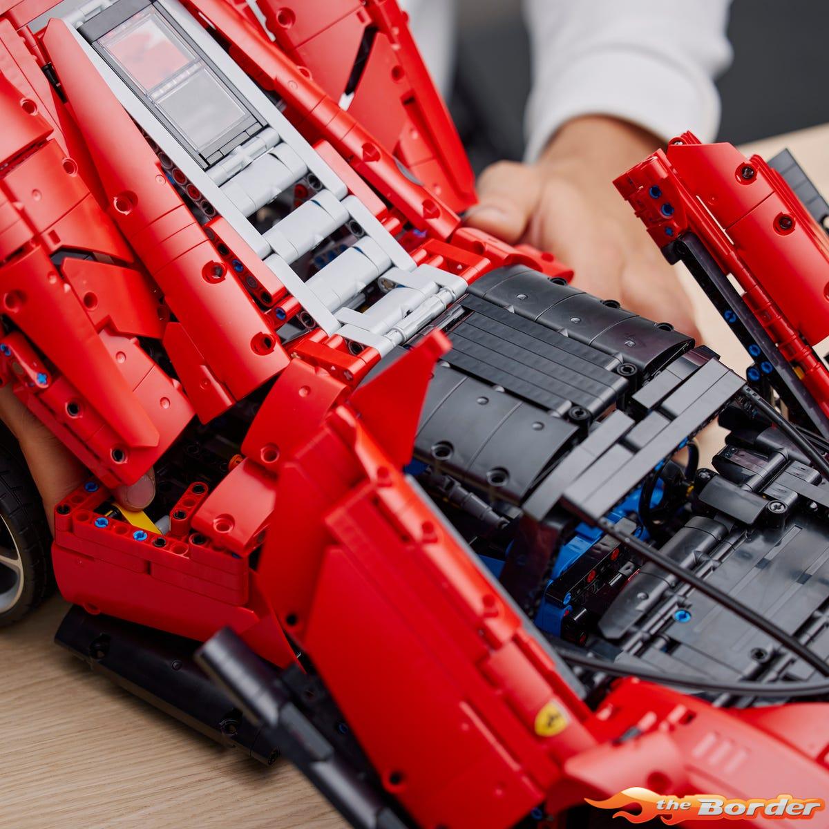 Lego Ferrari Daytona SP3 Technic 42143 - Afbeelding 9