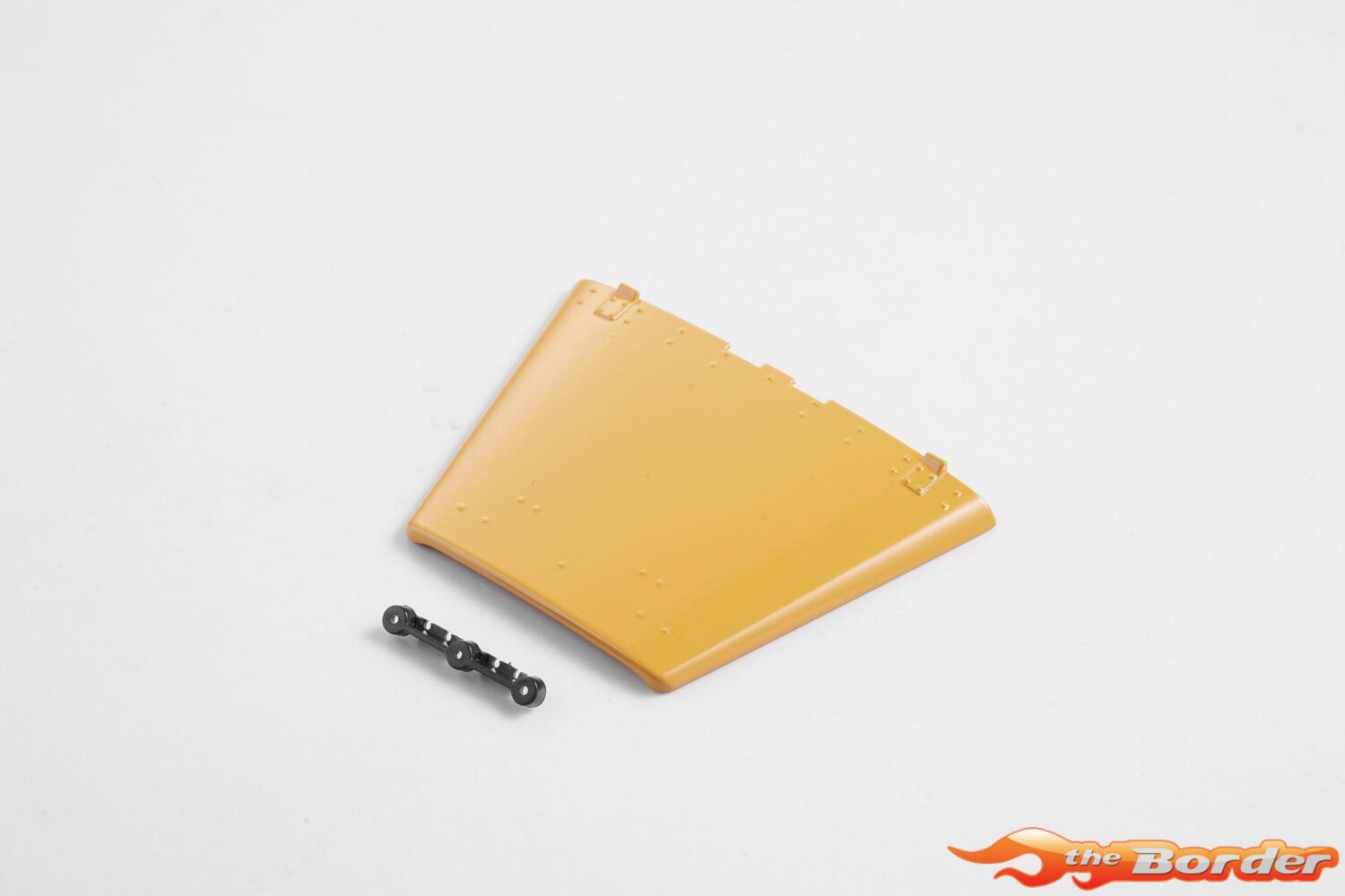 FMS Hood Yellow Painted - 1/12 Land Rover FMSC1655