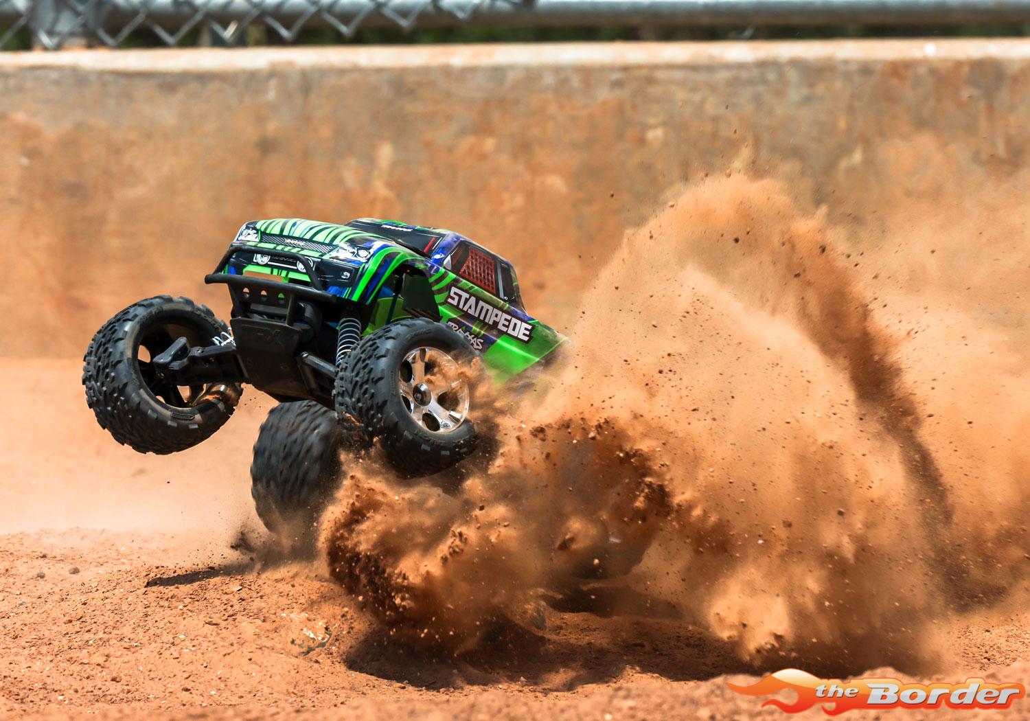 Traxxas Rustler 2WD Brushed met accu en lader