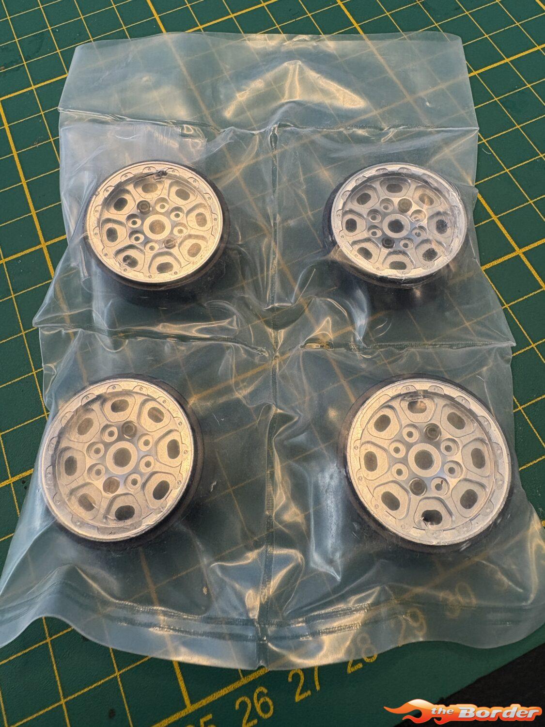 BRP 1.0'' Black Silver Beadlock Wheel Rim set for 1/18 M010 - Afbeelding 5