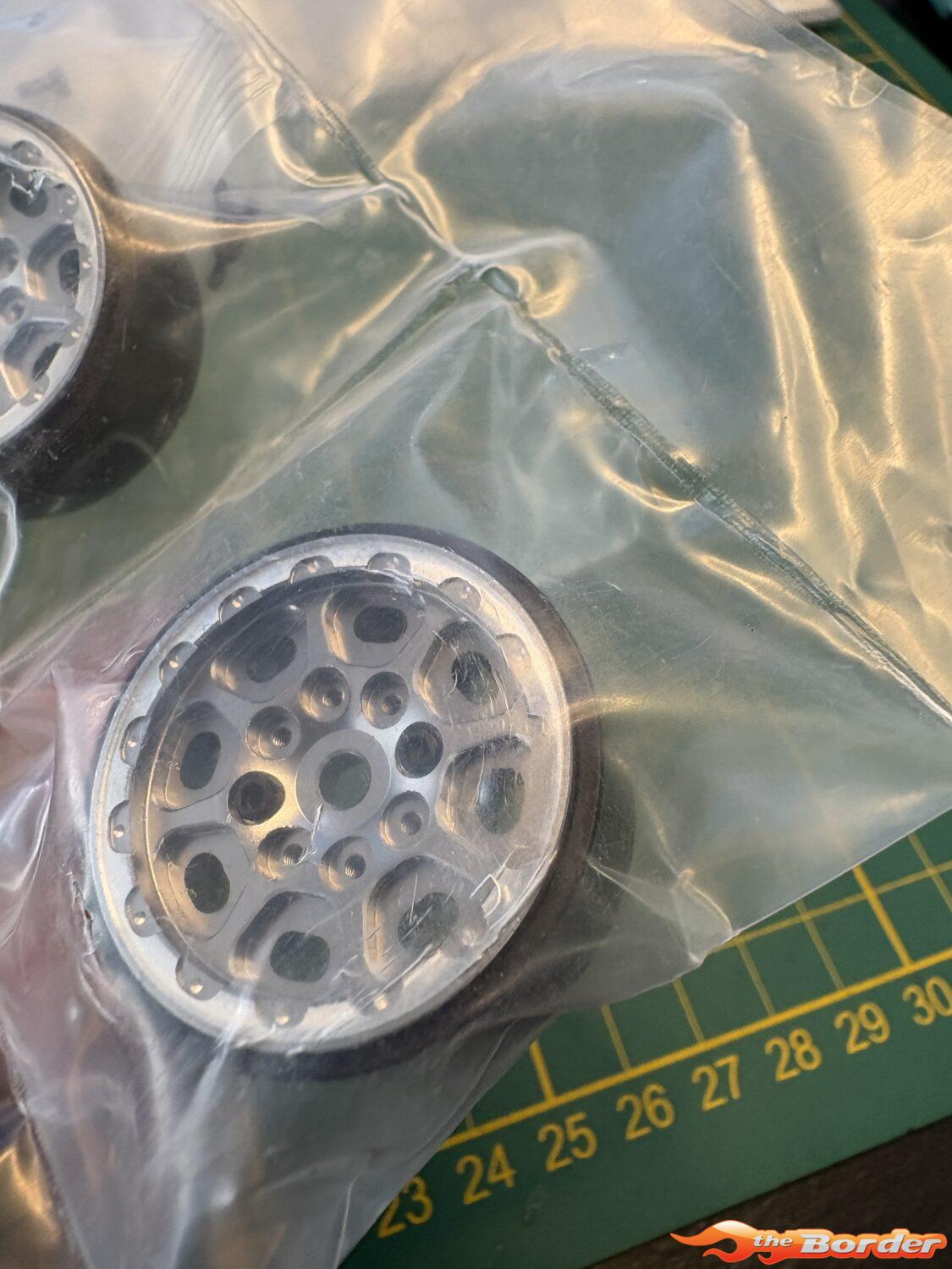 BRP 1.0'' Black Silver Beadlock Wheel Rim set for 1/18 M010 - Afbeelding 3