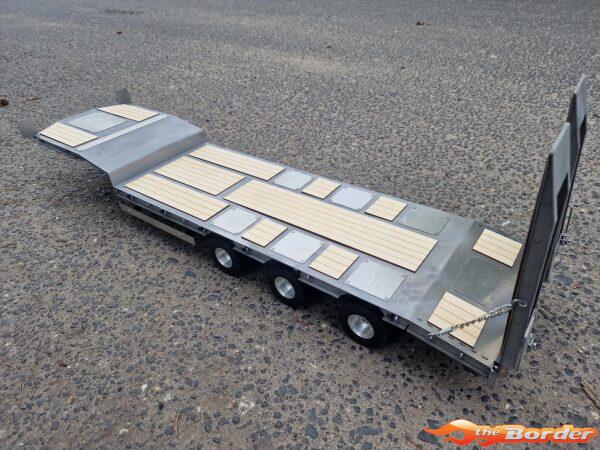 FM Electric 3Axle Diep lader met oprijplaten(Bouwdoos) 1/14 - Afbeelding 6