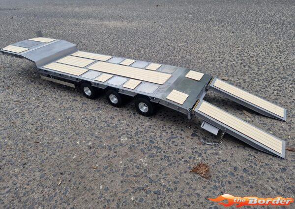 FM Electric 3Axle Diep lader met oprijplaten(Bouwdoos) 1/14 - Afbeelding 10