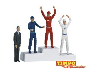 Carrera Winner‘s Rostrum with Set of Figures 21121