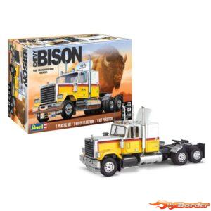 Revell Chevy Bison Semi Truck modelbouwpakket 1/32 17471