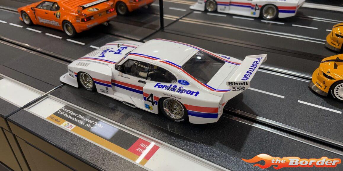 Carrera Digital 124 Ford Capri Zakspeed Turbo 'Lili Reisenbichler No.4 23996 - Afbeelding 2