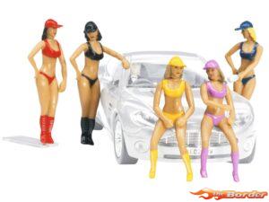 Carrera Winner‘s Pit Babes Set of figures (5) 21114