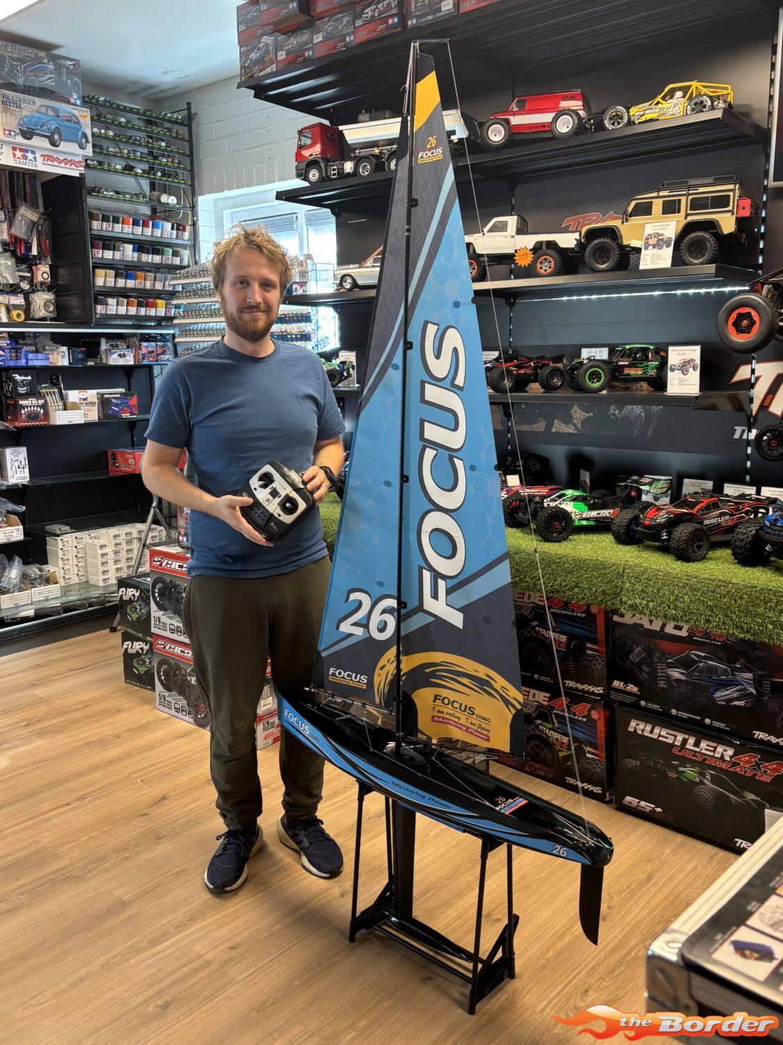 Joysway Focus III 995mm RTR Sailboat Blue JW8812V3B - Afbeelding 18