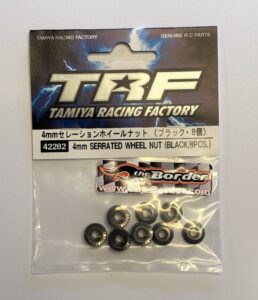 Tamiya 4mm Serrated Flange Lock Nut - Black / 8pcs 42282