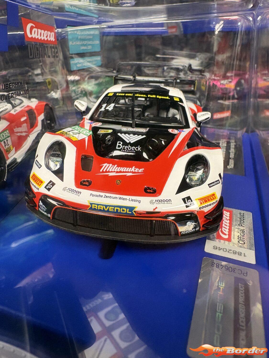 Carrera Digital 132 Porsche 911 GT3 R Razoon No.1 32111 - Afbeelding 4
