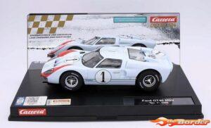 Carrera Digital 124 Ford GT40 MKII No.1 Ken Miles 1966 23921