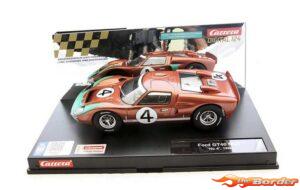 Carrera Digital 124 Ford GT40 MKII No.4 1966 23896