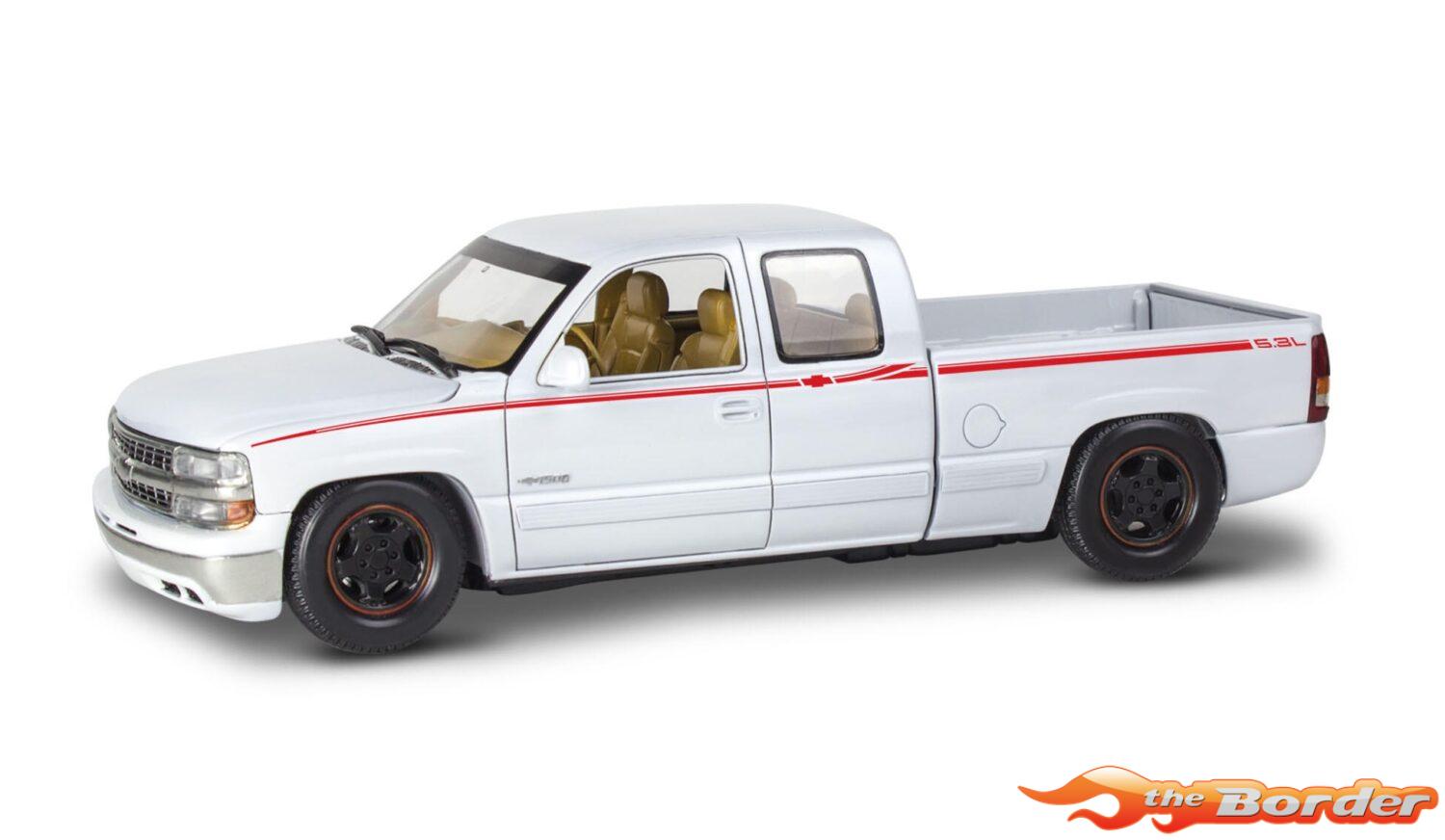 Revell 1999 Chevy Silverado Street Pickup modelbouwpakket 1/25 14538 - Afbeelding 3